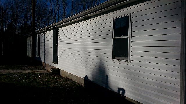 1st image of 1960 Township Road 421 SE