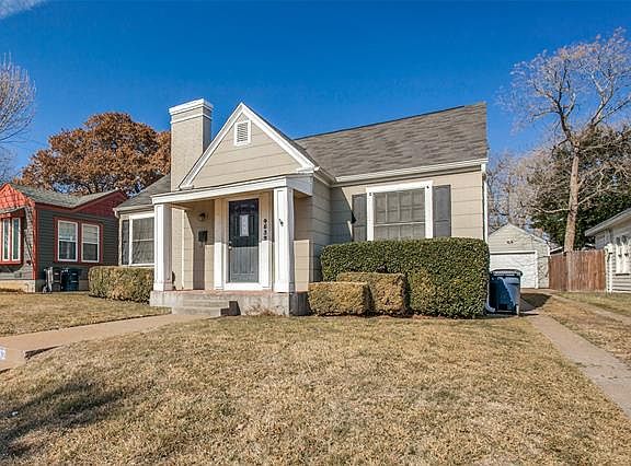 2nd image of 4532 Birchman Ave
