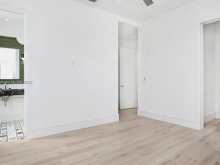 1798X Holiday Ln — Photo 22
