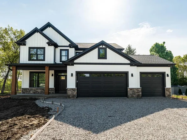 11715 45th AVENUE, Pleasant Prairie, WI 53158