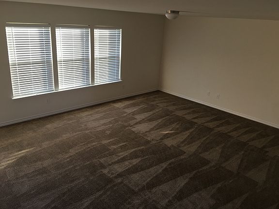 2nd image of 4501 Maplewood Ave