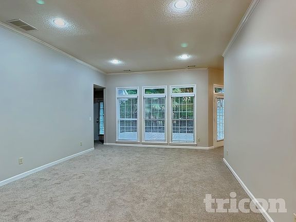 2nd image of 190 Longwood Dr