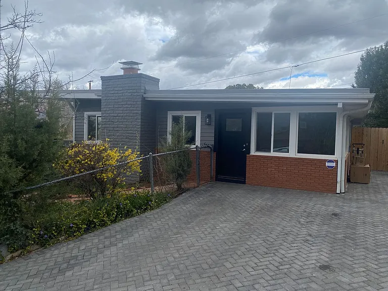 340 Birch Blvd — Photo 2