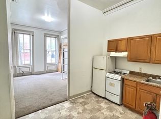 156 E Walnut St APT 1, Lancaster, PA 17602