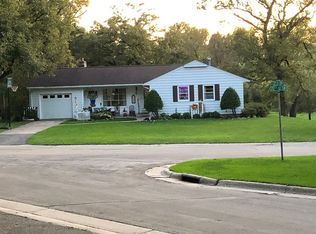 400 21st St SW, Austin, MN 55912