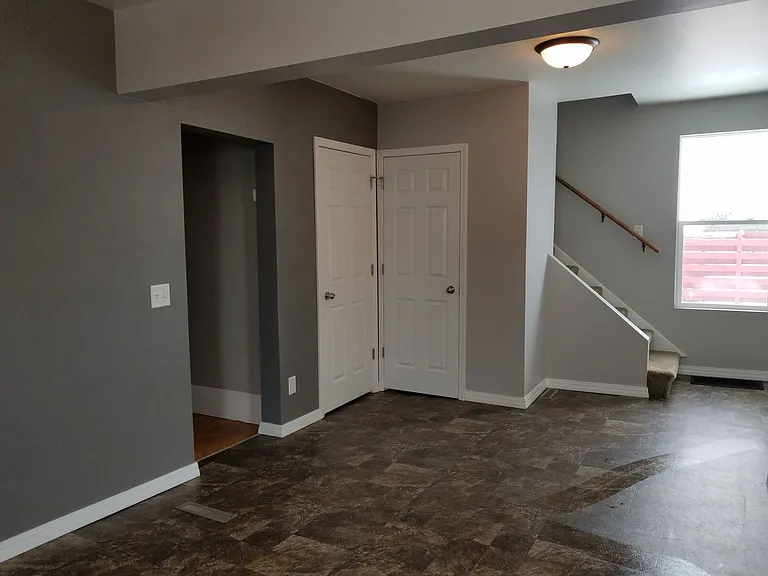 842 4th St SW — Photo 20