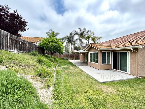 3rd image of 41746 Gilwood Ct