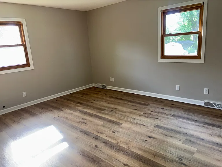 720 S Westwood Dr — Photo 7