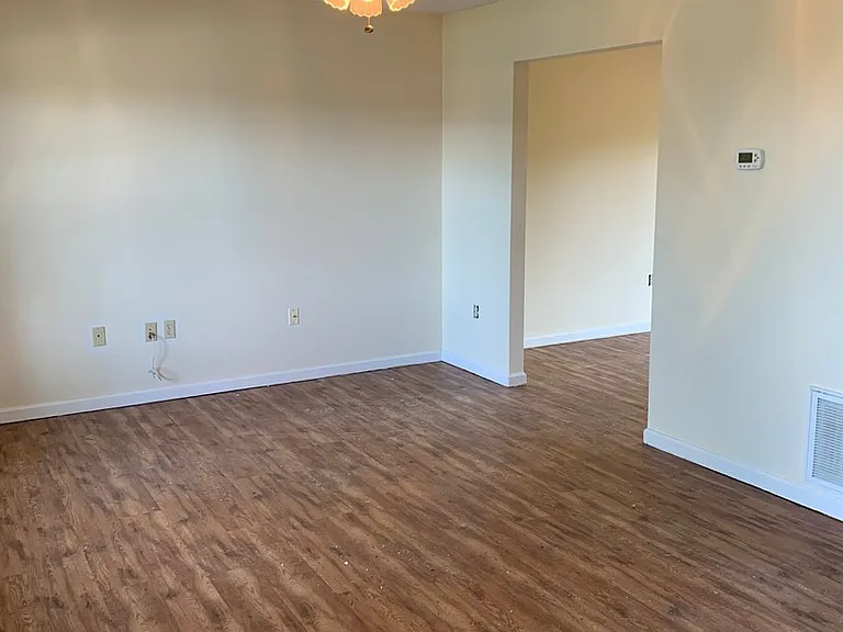 197 Community Cir — Photo 2