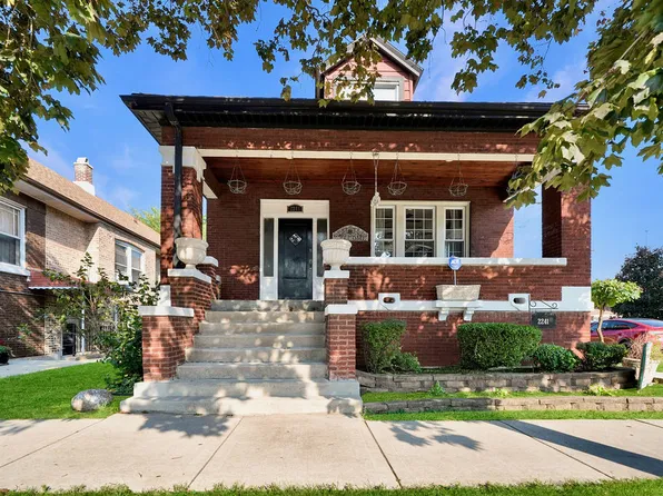 2241 S Austin Blvd, Cicero, IL 60804
