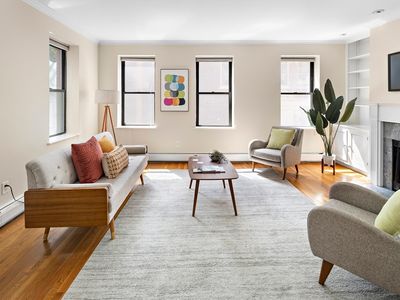 69 Myrtle St APT 3, Boston, MA, 02114