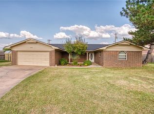 2508 N Robin St, Altus, OK 73521