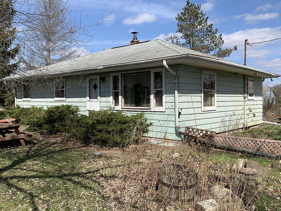 1st image of W243S8140 Evergreen Dr