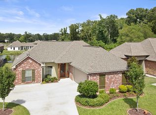 17009 Lynnwood Ave, Greenwell Springs, LA 70739