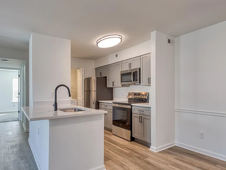 Latitudes Apartments — Photo 8