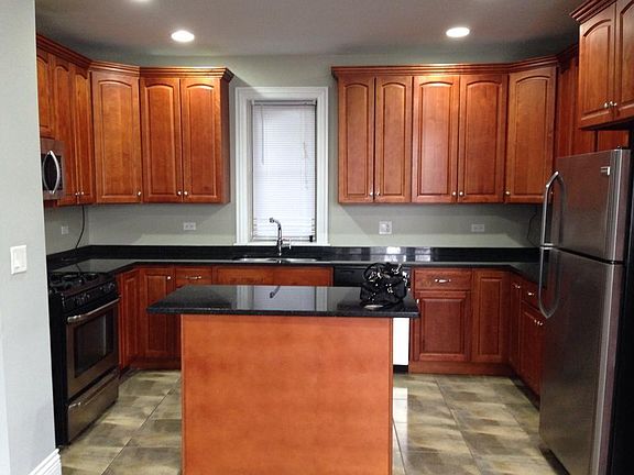 2nd image of 3659 W Palmer St #2