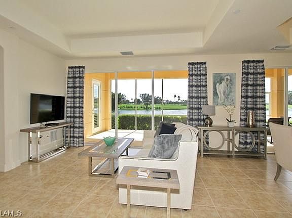4th image of 550 Avellino Isles Cir APT 12102