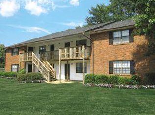 100 Hillandale Ct, Easley, SC 29642