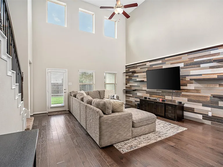 15323 Westland Gate Dr — Photo 3