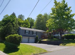 28 Hartwell Rd, Wethersfield, CT 06109