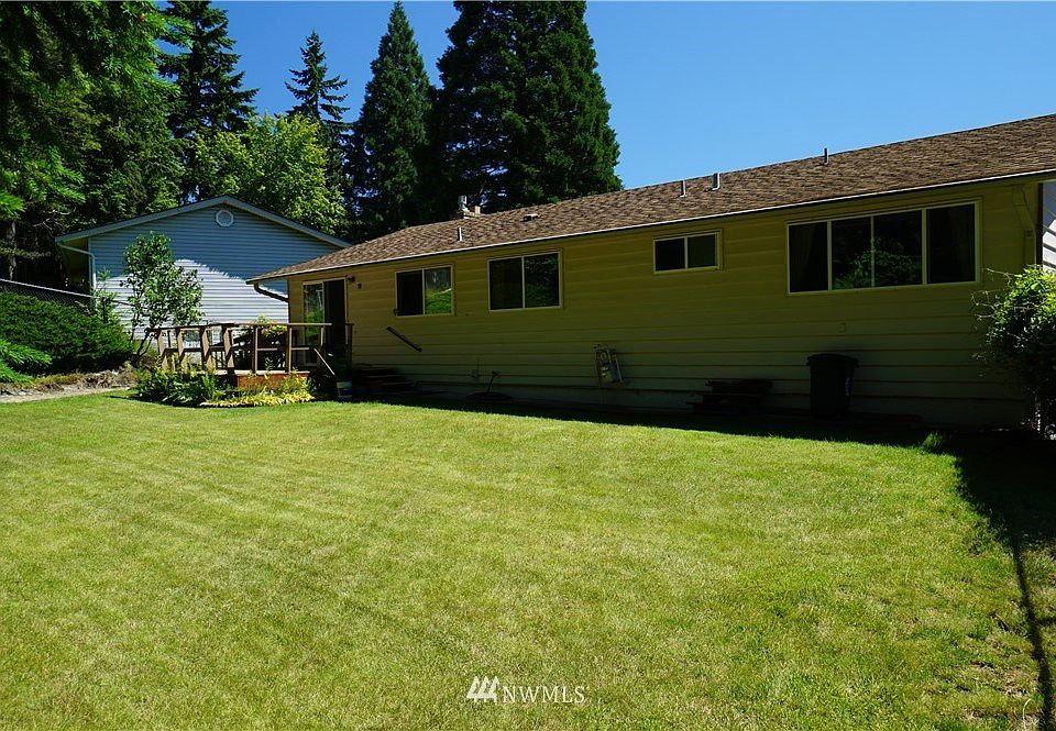 2nd image of 12618 SE 185th Pl