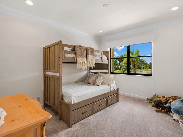 11695 Sunrise View Ln — Photo 23