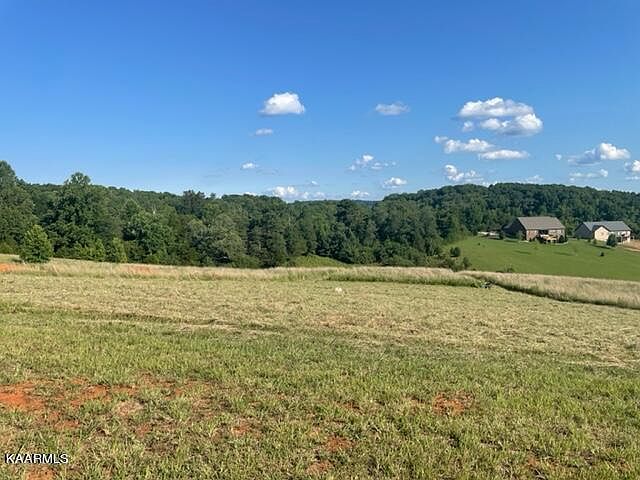 1st image of 211 Majestic View Dr