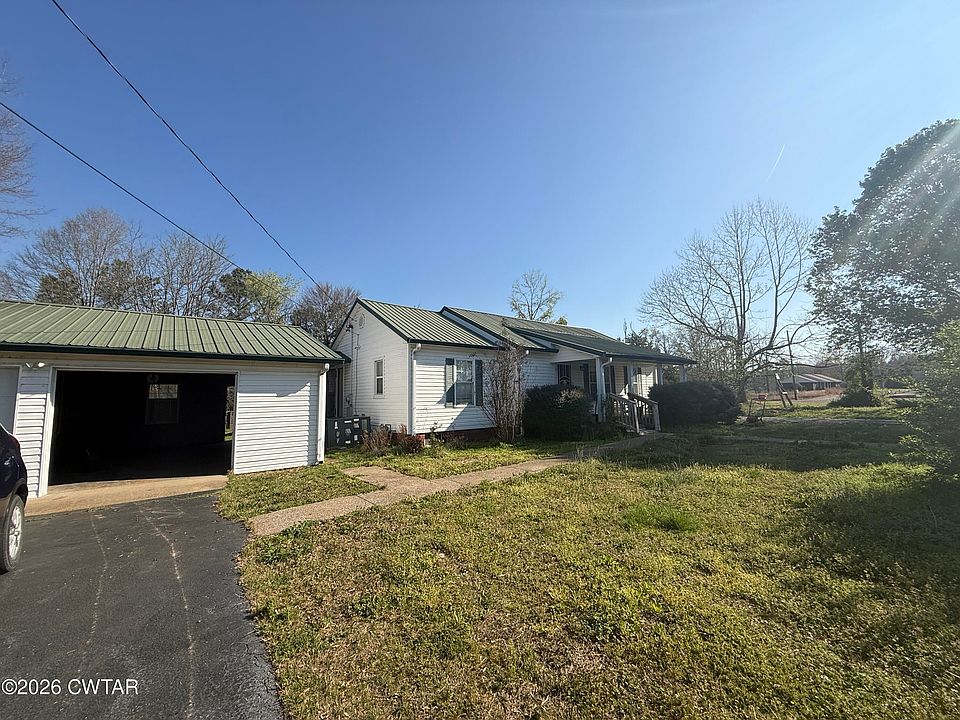 2nd image of 3179 Christmasville Rd