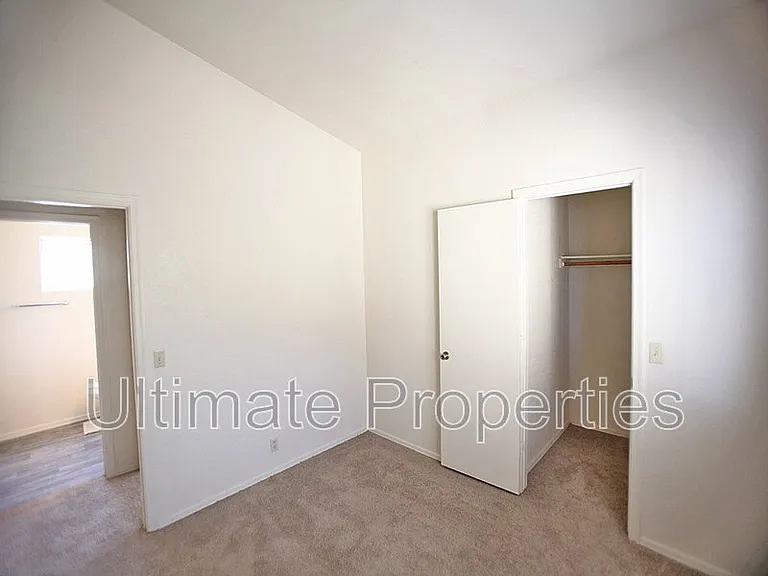 4645 N 99th Dr — Photo 12