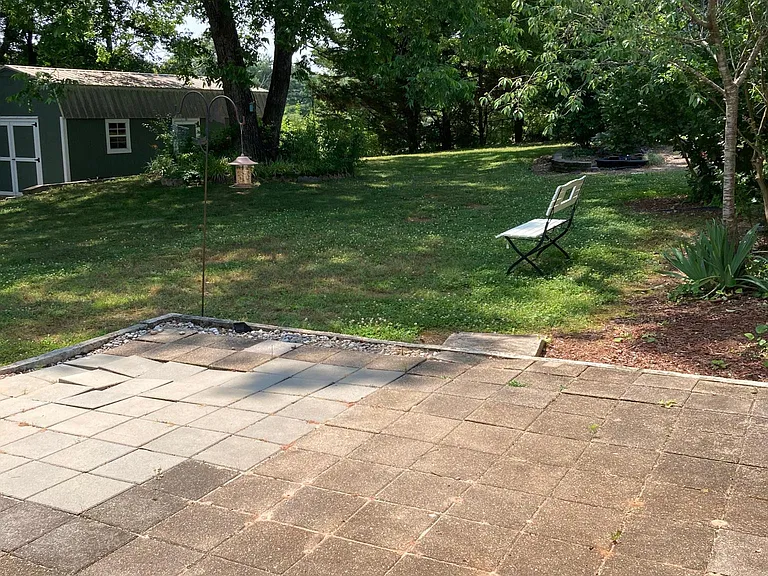 112 Linda Ln #B — Photo 13