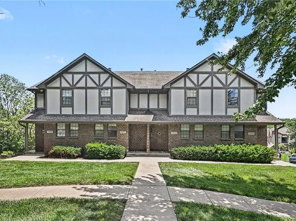 7033 N Fisk Ct, Kansas City, MO 64151