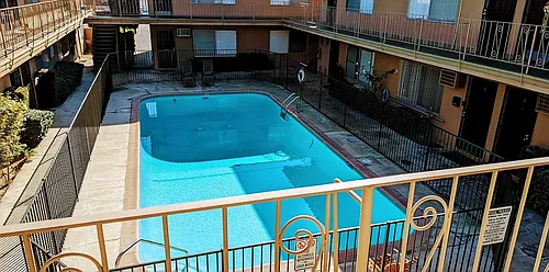 10348 Paramount Blvd Photo 1