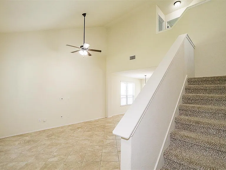 317 Noddy Rd — Photo 2