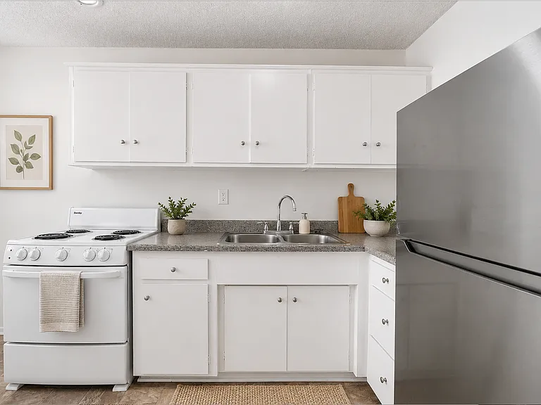 Hollywood Apartments — Photo 57