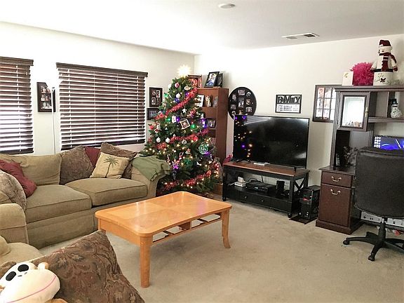 2nd image of 13877 Little Park St
