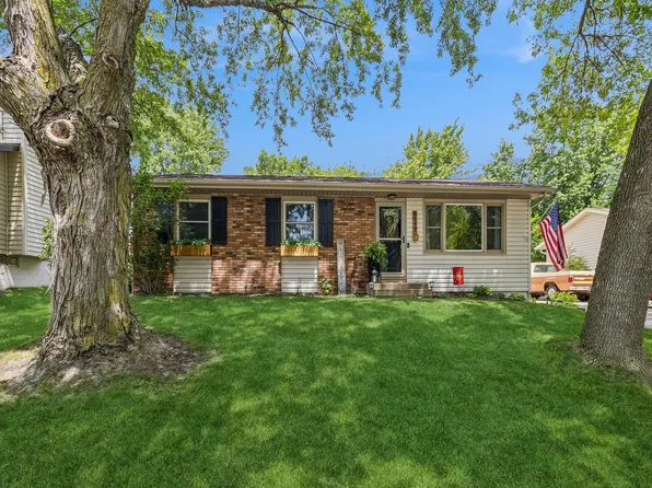 5117 Schubert St, Ames, IA 50014