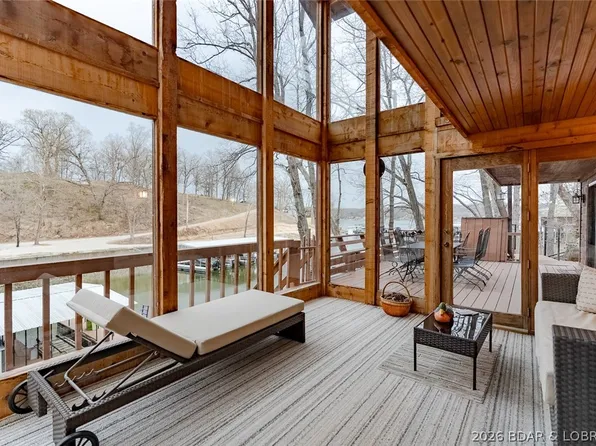 268 Snapdragon Dr, Camdenton, MO 65020