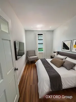 Rented by Oxford Property Group | media 7
