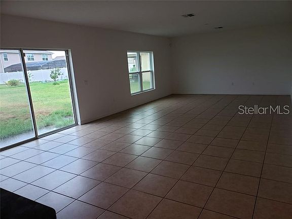 2nd image of 2238 Waukegan Dr