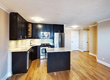 1st image of 310 Greenwich St APT 14H