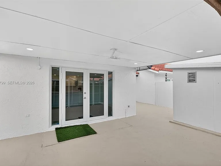 4530 SW 143rd Pl — Photo 15