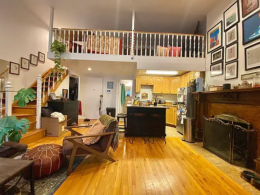 Rented by Oxford Property Group | media 17