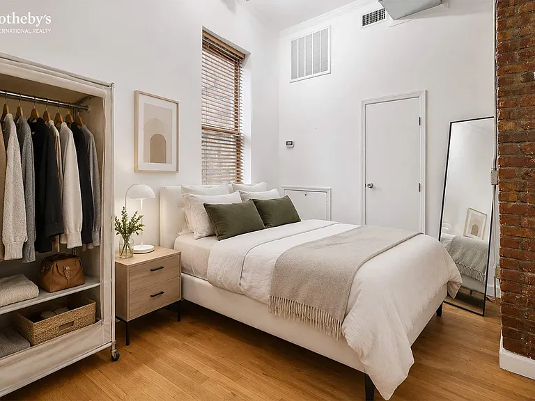 86 Christopher St #1 — Photo 3