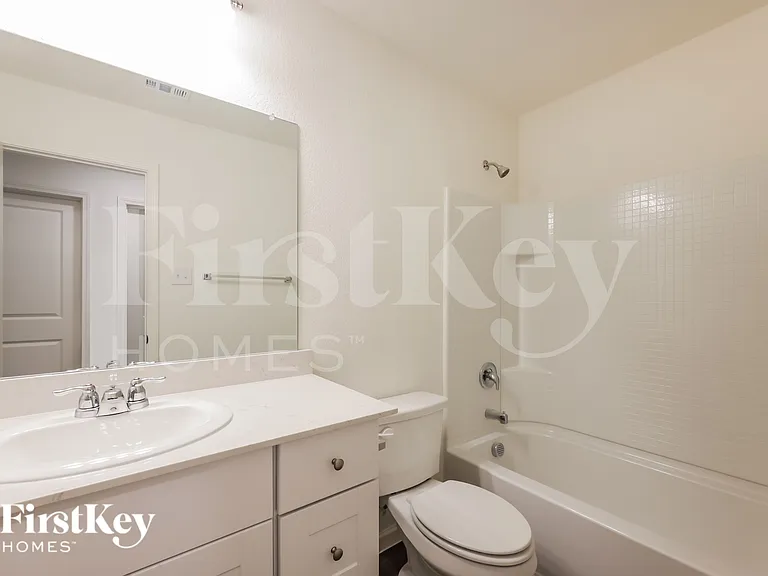1840 Sandlin Dr — Photo 13