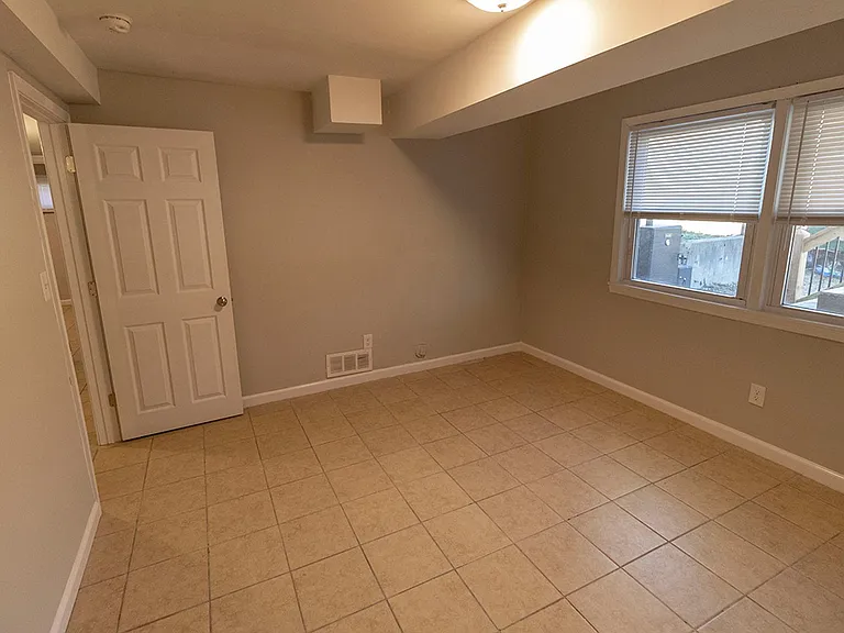 706 Demaret Dr #C — Photo 15