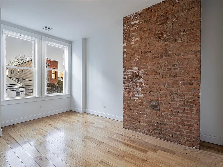 114A Cottage St #2 — Photo 13
