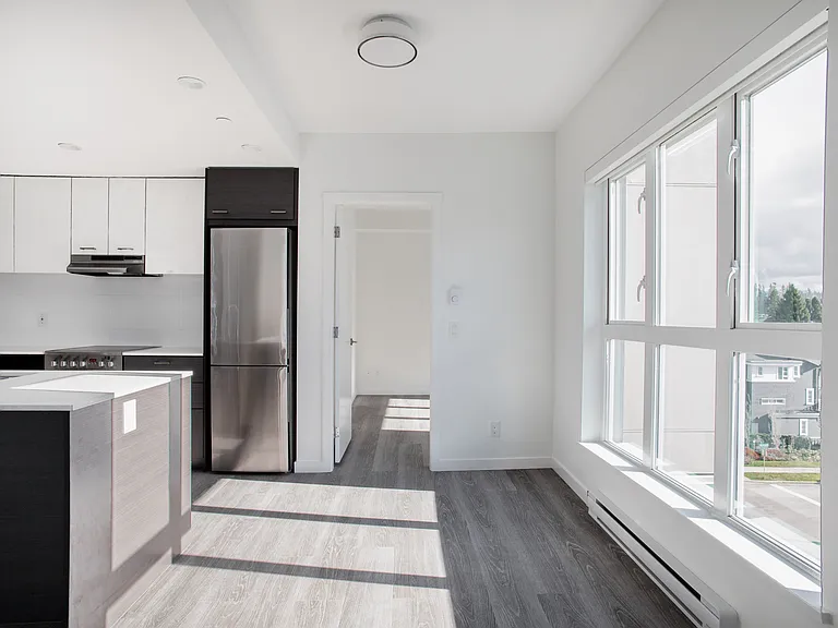 537 Foster Ave — Photo 50