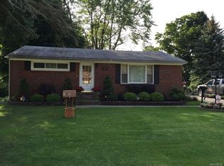 5654 Stilwell Rd, Hamburg, NY 14075