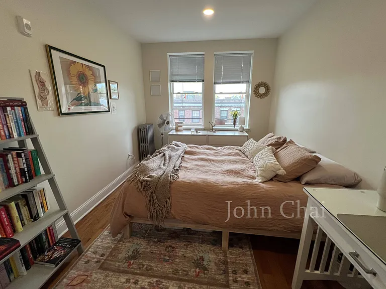 123 Sutherland Rd #N — Photo 17