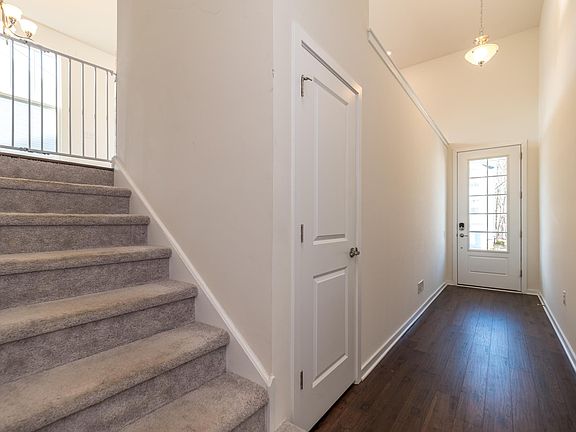 3rd image of 1853 Boulder Dr